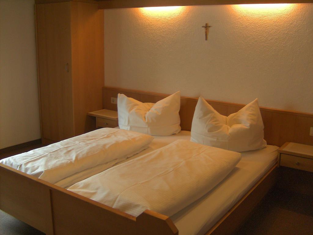 Ferienwohnung Haus Triumph Pettneu am Arlberg Zimmer foto