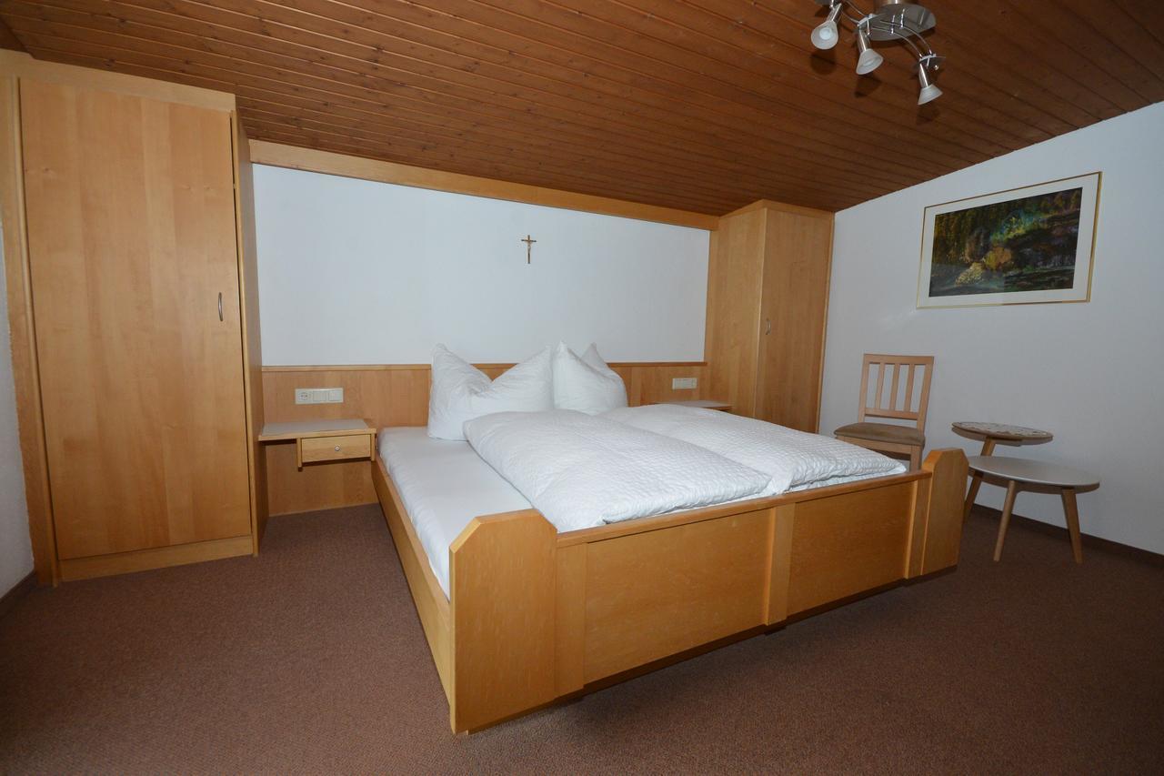 Ferienwohnung Haus Triumph Pettneu am Arlberg Exterior foto